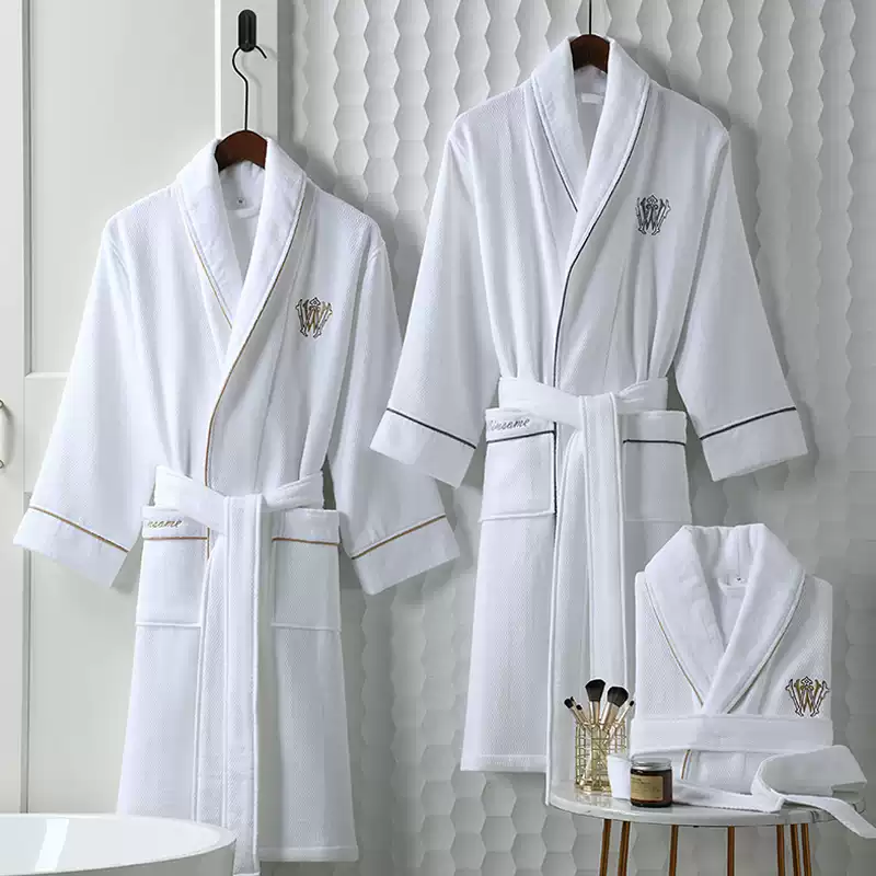 Mengapa Hotel Mewah Menyediakan Jubah Mandi untuk Tetamu?
